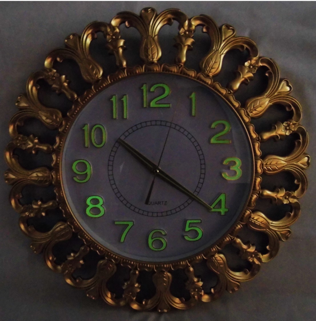 Reloj-Pared-Color-Oro-2.jpg